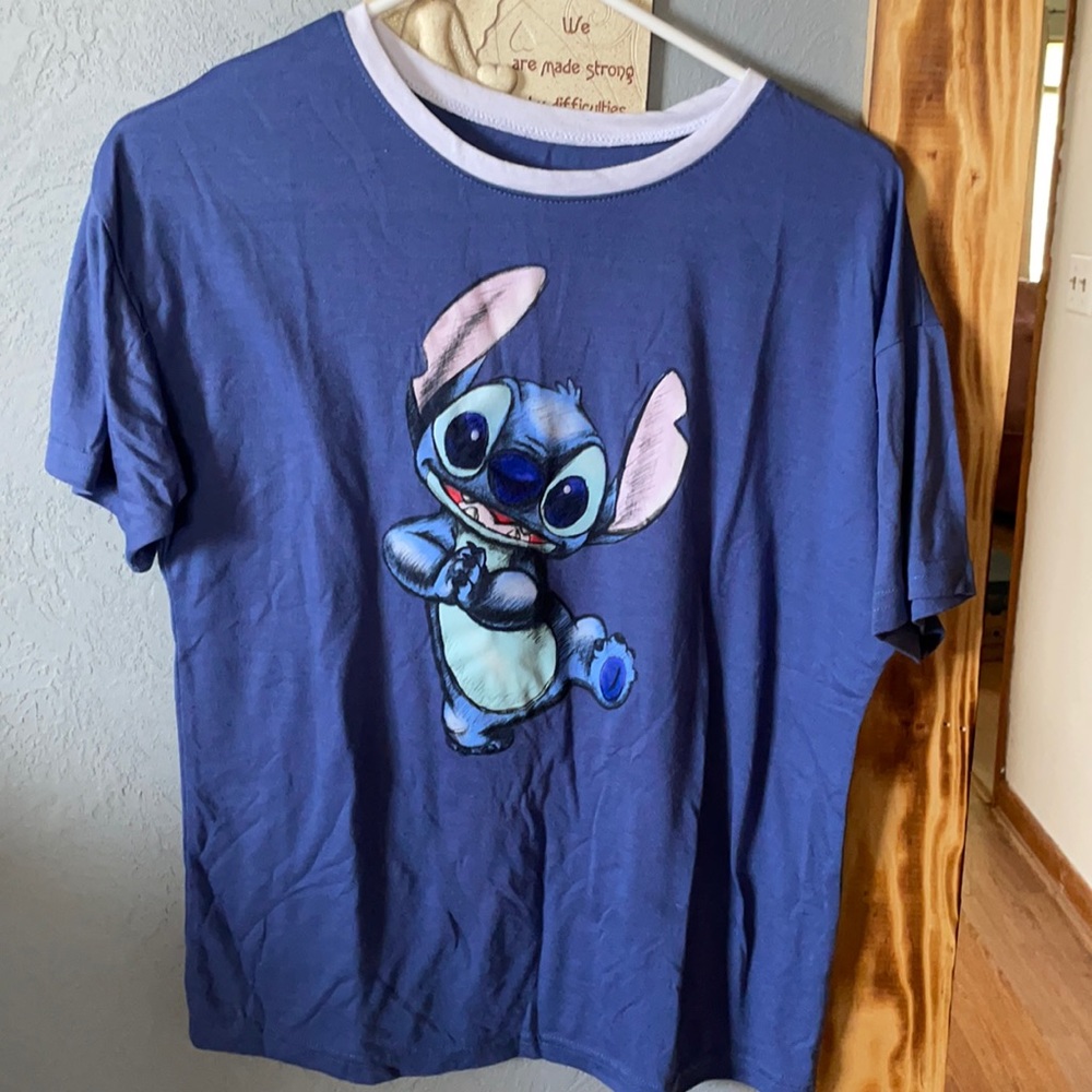 Stitch t shirt